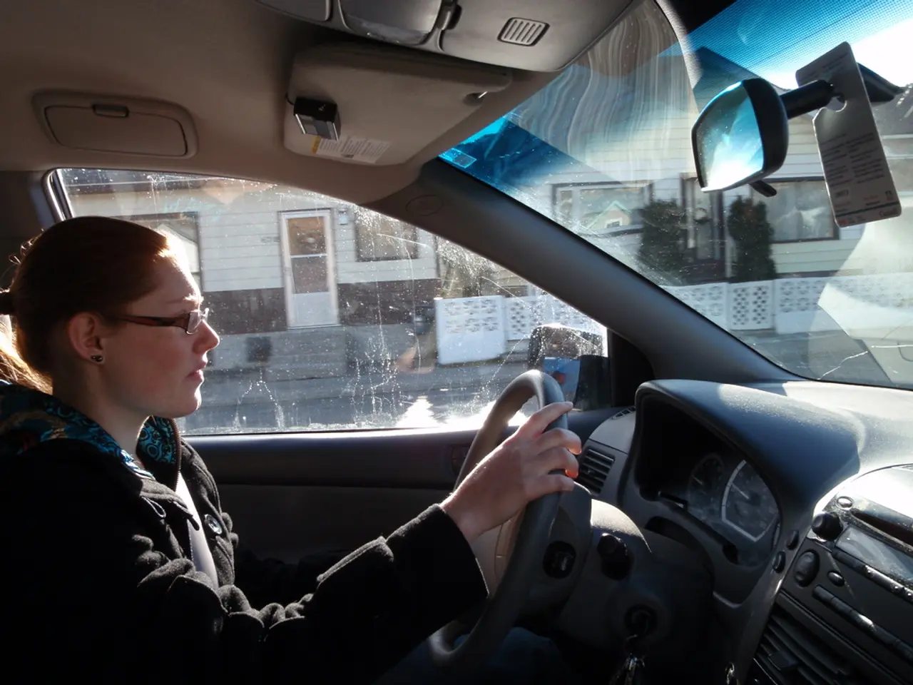 Unscrupulous individuals swindle an elderly woman of €45,000 in Lünen, pretending to be authorities...