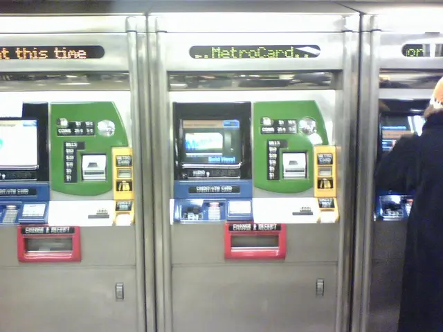 Breakfast pause results in $310,000 lottery victory in Michigan